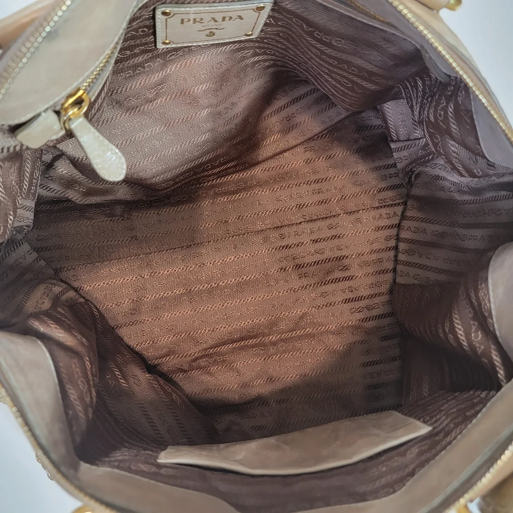 ✨PRADA✨Vitella Satchel Large Calf Leather Tote Soft Metallic Gold - Picture 12 of 15